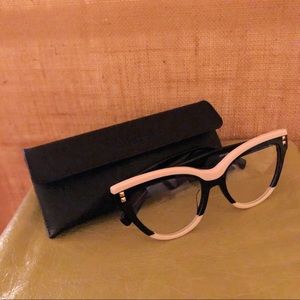 Stylish frames with clear lenses